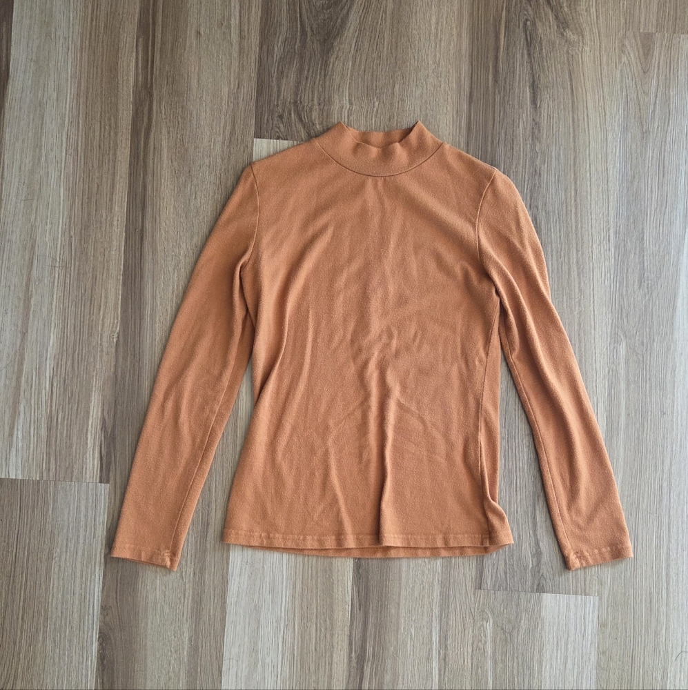 Women's Burnt Orange Long Sleeve Top